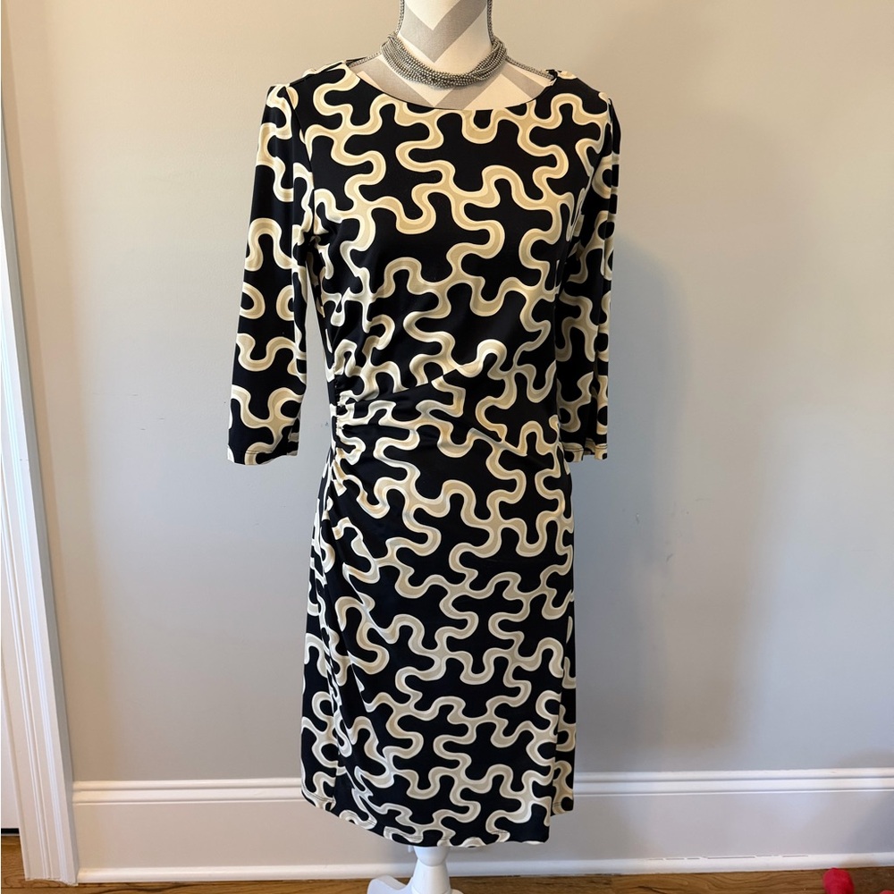 J. McLaughlin Black and Cream Dress